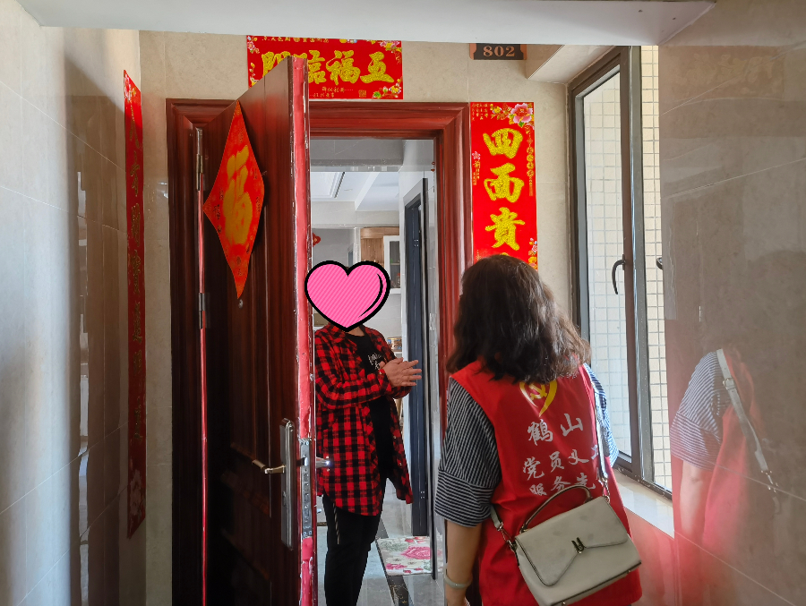 圖片資料3：市醫(yī)療保障局組織開(kāi)展疫情防控“敲門(mén)行動(dòng)”.jpg