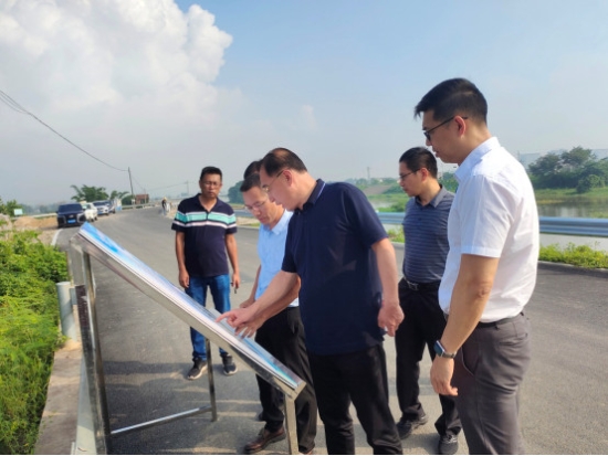 已處理1688000372603山東省威海市委常委、副市長張宏璞到鶴山市調研古勞水鄉(xiāng)示范性美麗漁場創(chuàng)建項目295.jpg